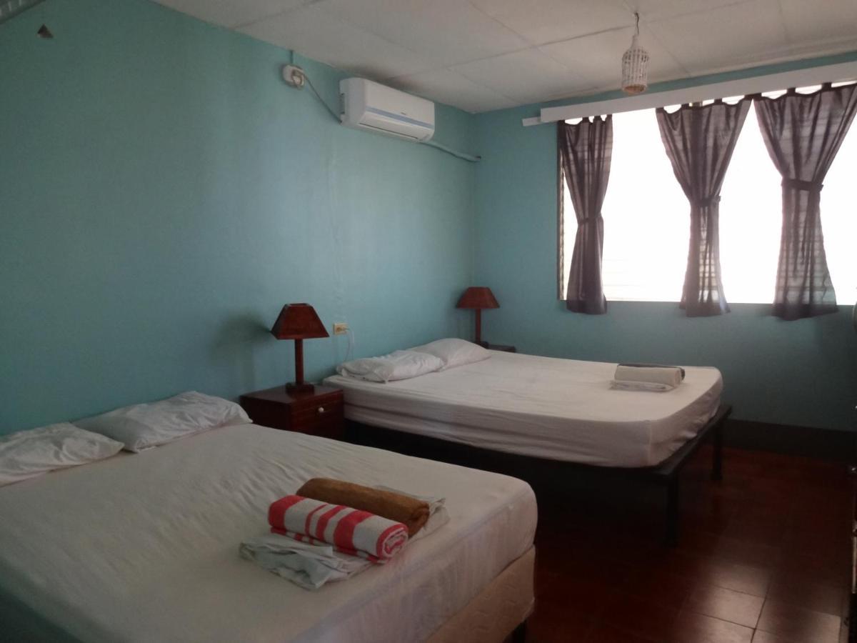 Отель Harvest House Nicaragua Леон Экстерьер фото