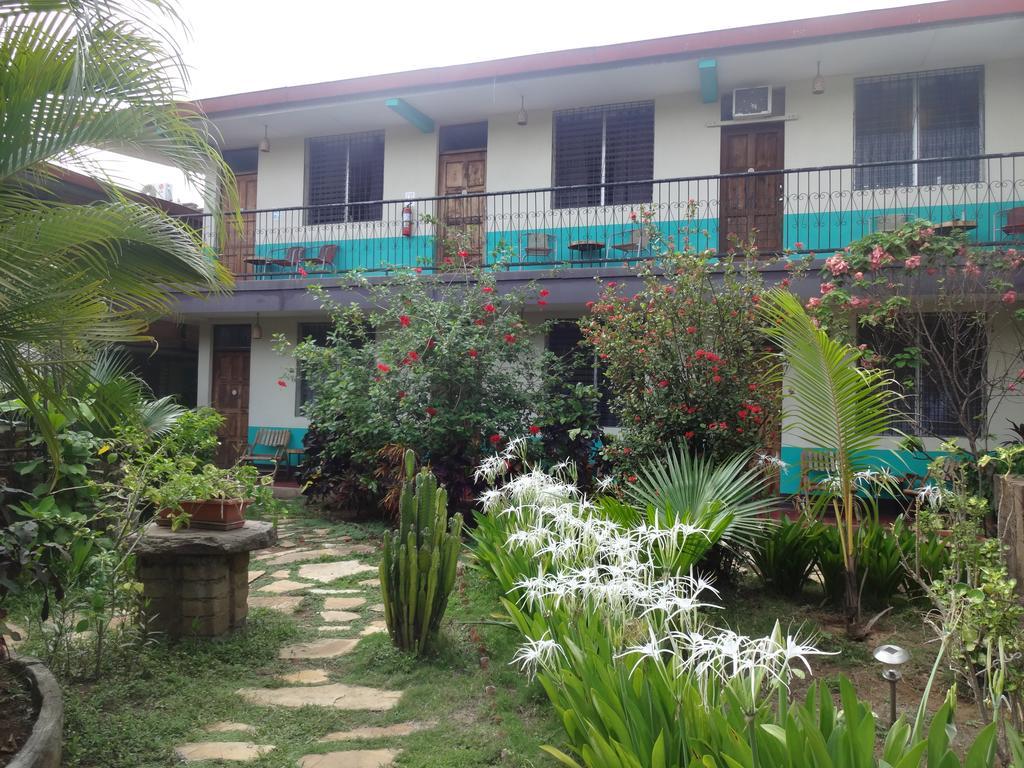 Отель Harvest House Nicaragua Леон Экстерьер фото
